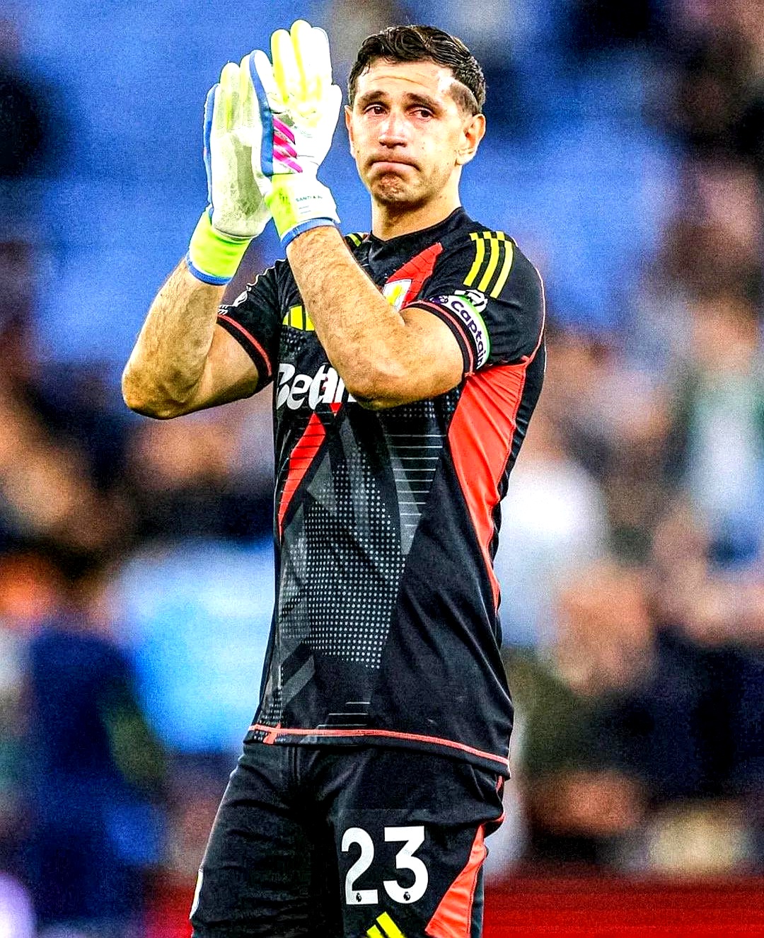 转会期英超传出新动向;埃因霍温复出首秀;管理层表态:信心回归;赛季目标并未改变的简单介绍 转会期英超传出新动向;埃因霍温复出首秀;管理层表态:信心回归;赛季目标并未改变的简单介绍