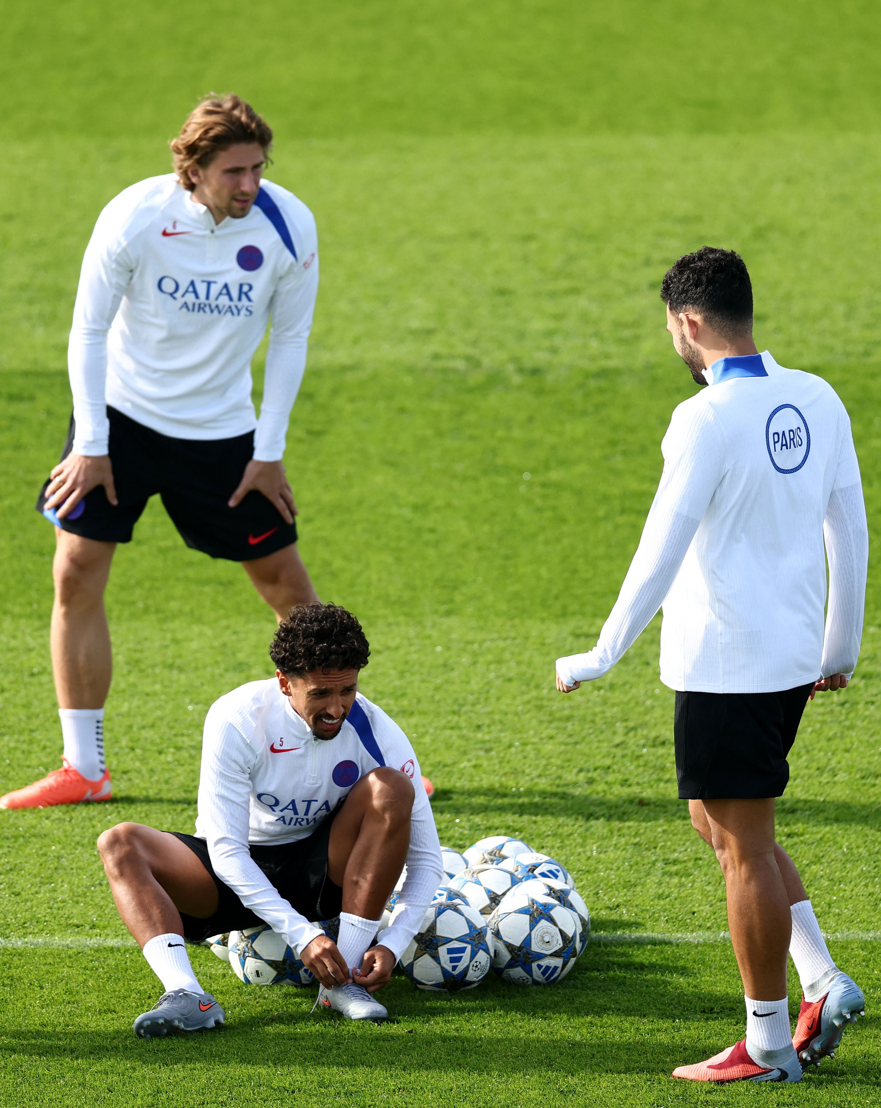 包含巴黎圣日耳曼遗憾出局备战意大利杯马德里竞技迎法甲关键赛，这一次真的赛后里尔备战意大利杯的词条