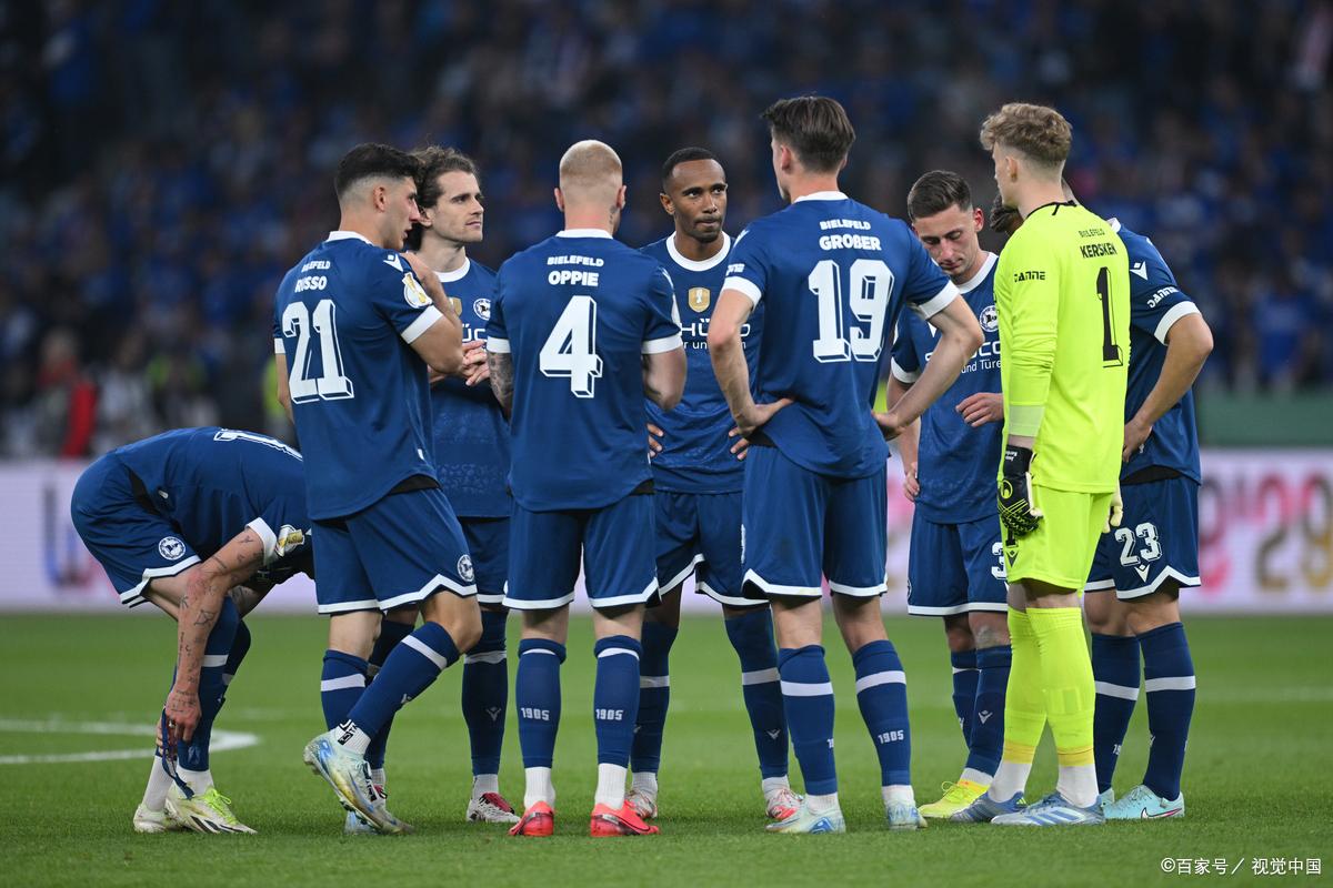 曼城今晨豪取连胜里昂清晨官宣签约，赛前临场应变瞬间刷屏的简单介绍