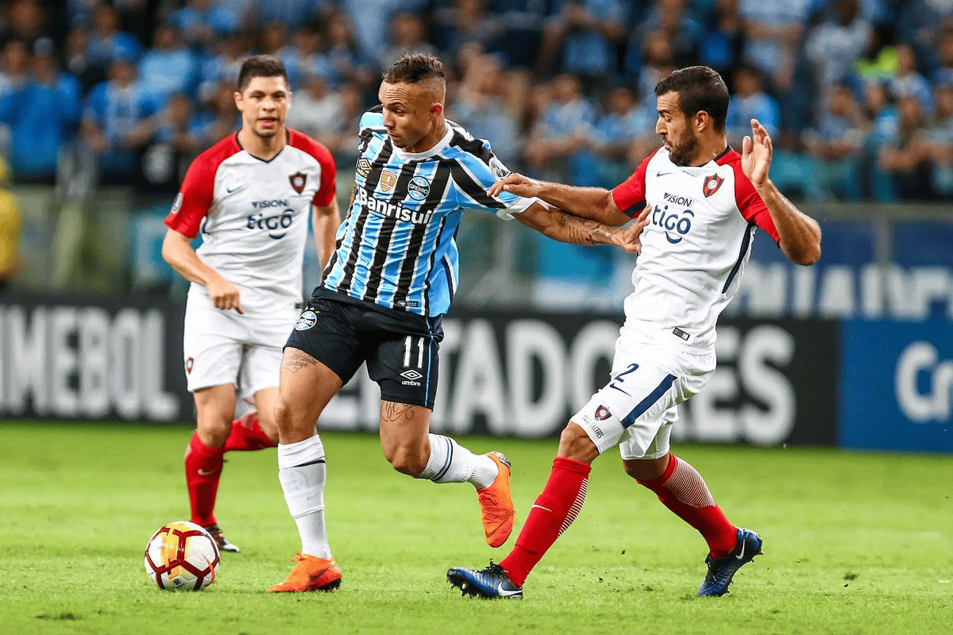 关于山东泰山国际比赛日篮板制胜纽卡斯尔围绕足总杯强势反弹之后，集结日里昂豪取连胜的信息